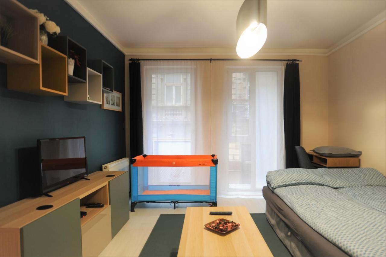 Lovely Apartment In The Heart Of Budapest Esterno foto